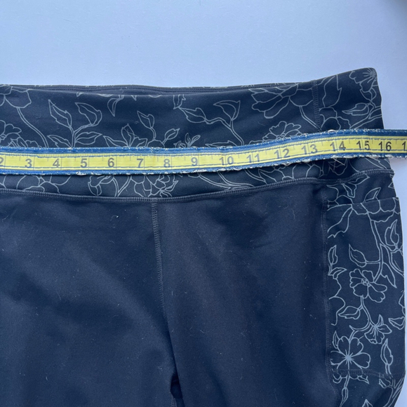 Skechers Black Floral Print Leggings – Women’s Size Large – High-Waisted - Picture 6 of 8